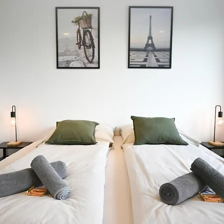 Zenith - Hochwertige Direkt In Der Innenstadt Apartment Erkelenz
