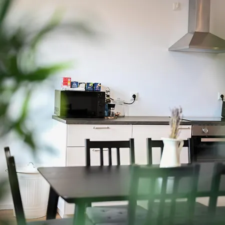 Zenith - Hochwertige Direkt In Der Innenstadt Apartment Erkelenz