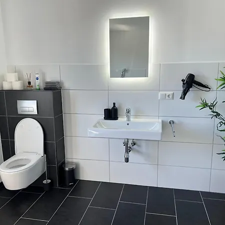 Zenith - Hochwertige Direkt In Der Innenstadt Apartment Erkelenz