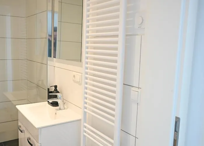 Διαμέρισμα Zenith - Hochwertige Direkt In Der Innenstadt