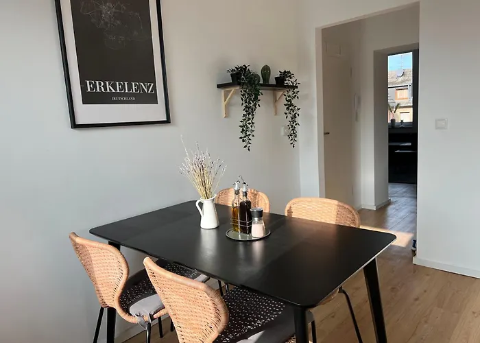 Διαμέρισμα Zenith - Hochwertige Direkt In Der Innenstadt *