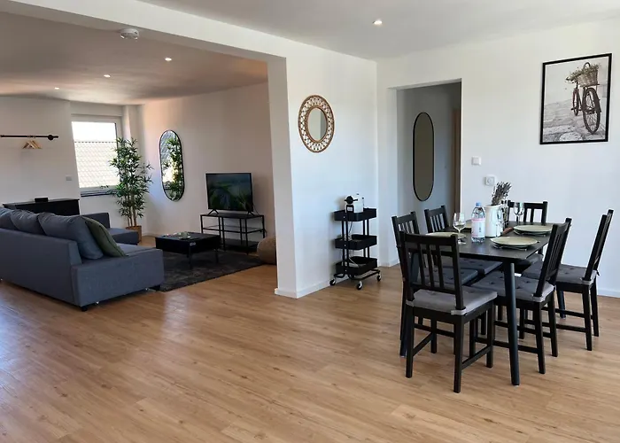 Διαμέρισμα Zenith - Hochwertige Direkt In Der Innenstadt